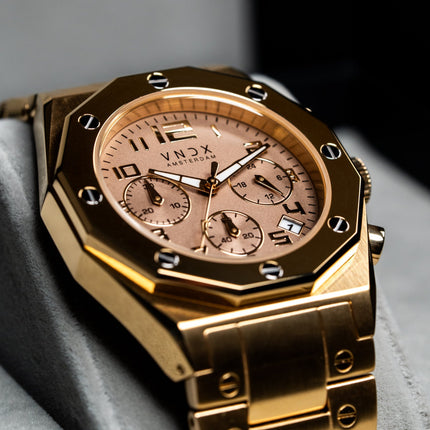 Dames horloge met gouden kast en gouden band 
