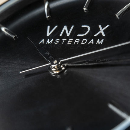Detail wijzerplaat dames horloge City Chick XS Zilver Zwart | VNDX Amsterdam